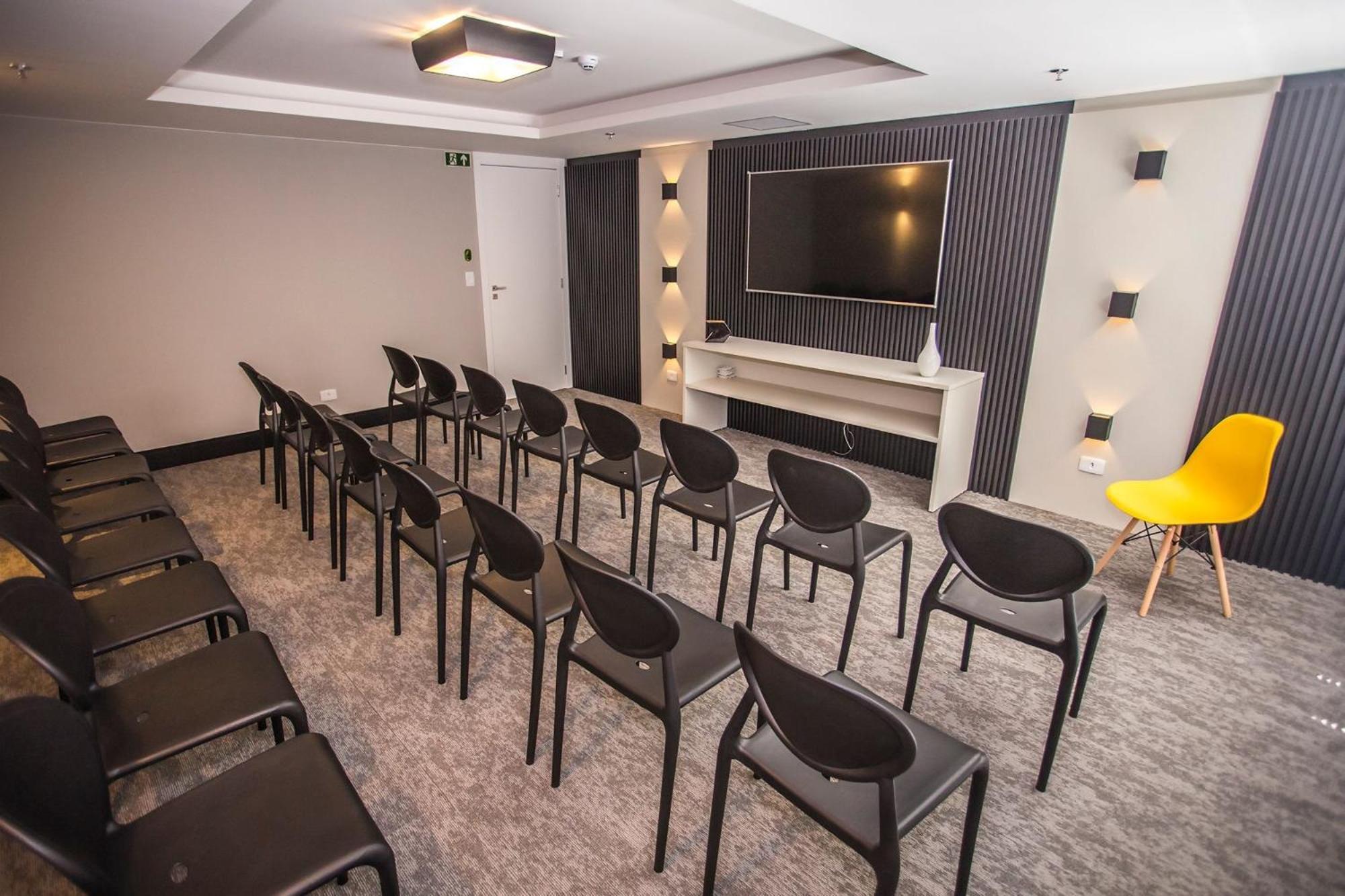 Apartamento No Need - All1008 Curitiba